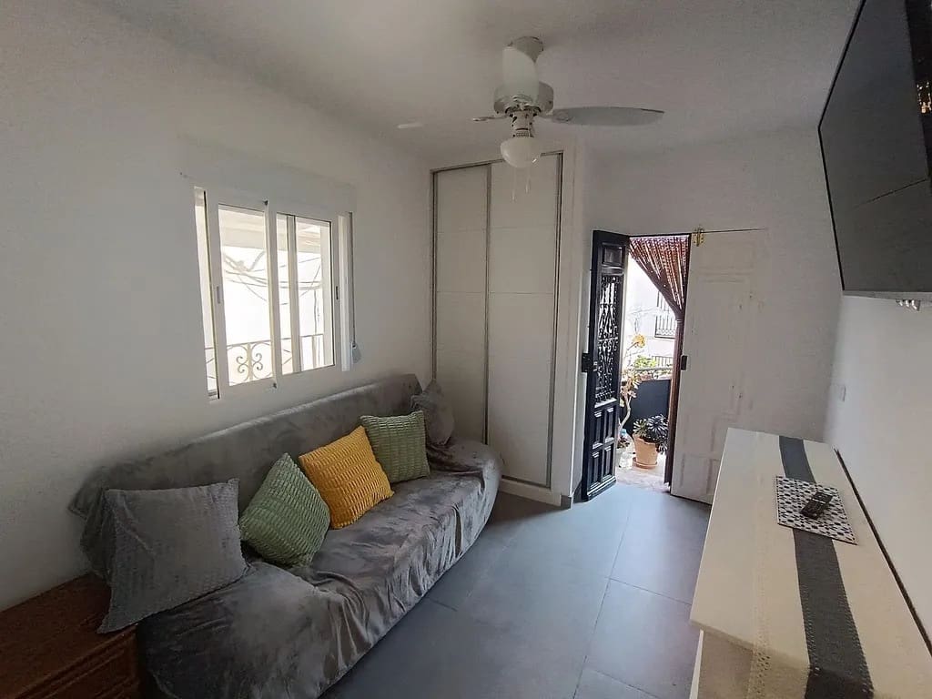 2 bedroom Semi-detached Villa for sale in Algarrobo Costa - € 179,999 (Ref: 9773564)