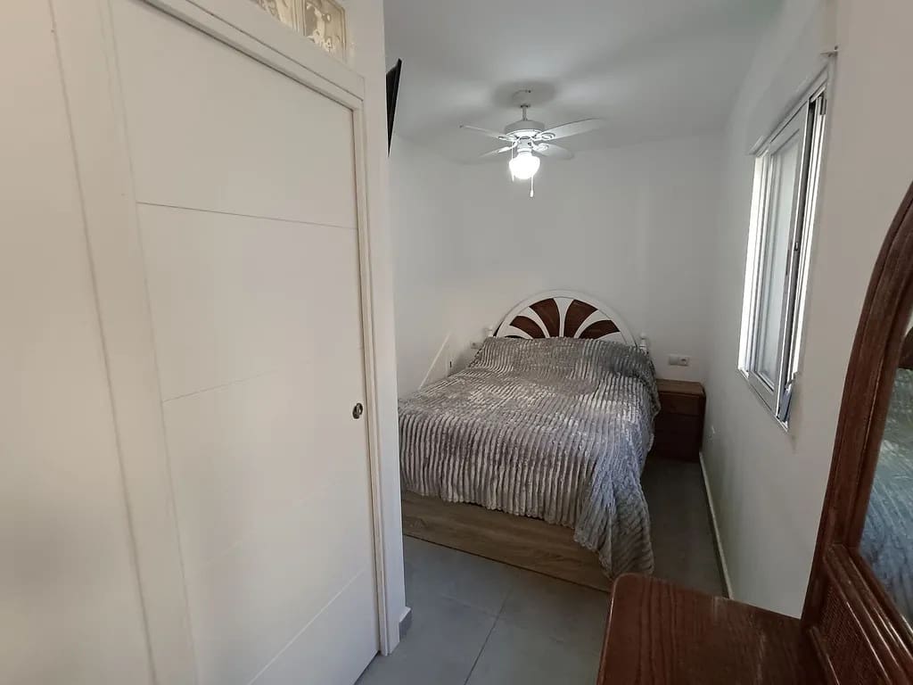 2 bedroom Semi-detached Villa for sale in Algarrobo Costa - € 179,999 (Ref: 9773564)