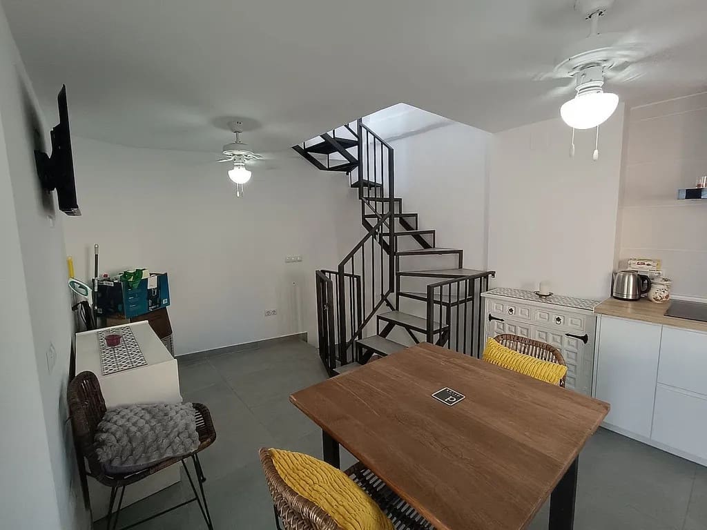 2 bedroom Semi-detached Villa for sale in Algarrobo Costa - € 179,999 (Ref: 9773564)