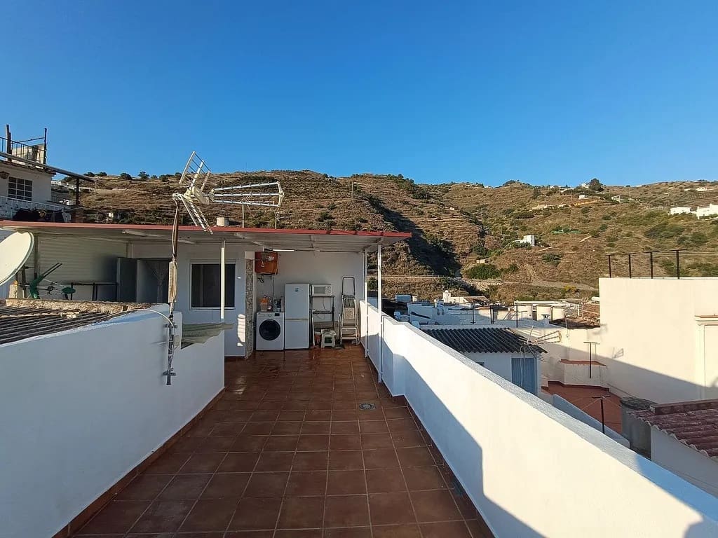 2 bedroom Semi-detached Villa for sale in Algarrobo Costa - € 179,999 (Ref: 9773564)