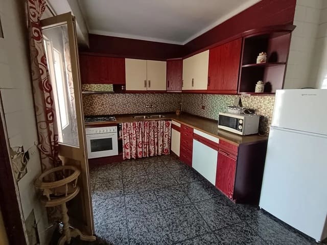 6 soverom Kjedet enebolig til salgs i Algarrobo Costa, Algarrobo - € 185 000 (Ref: 9773565)