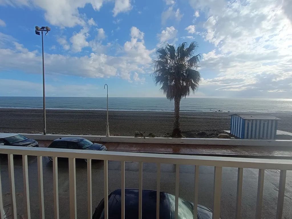 2 bedroom Semi-detached Villa for sale in Algarrobo Costa - € 339,997 (Ref: 9773566)