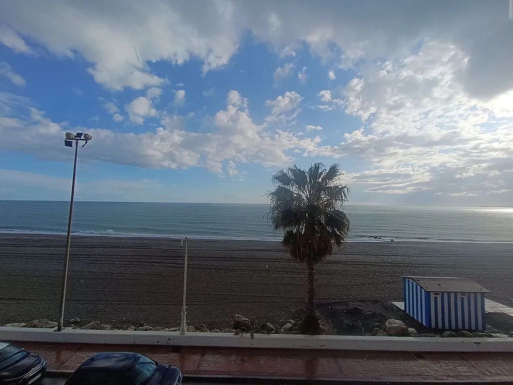 2 bedroom Semi-detached Villa for sale in Algarrobo Costa - € 339,997 (Ref: 9773566)