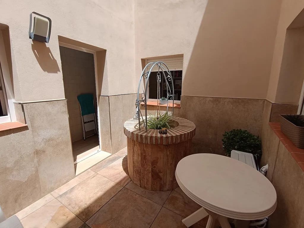 5 bedroom Semi-detached Villa for sale in Algarrobo Costa - € 449,998 (Ref: 9773567)