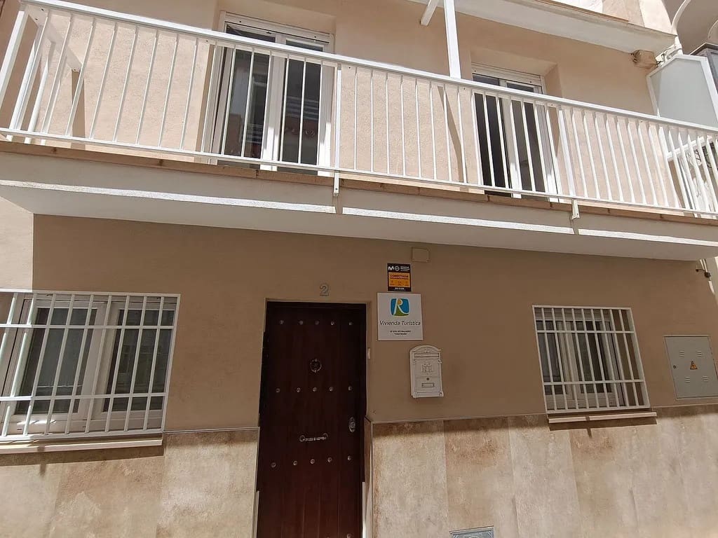 5 bedroom Semi-detached Villa for sale in Algarrobo Costa - € 449,998 (Ref: 9773567)