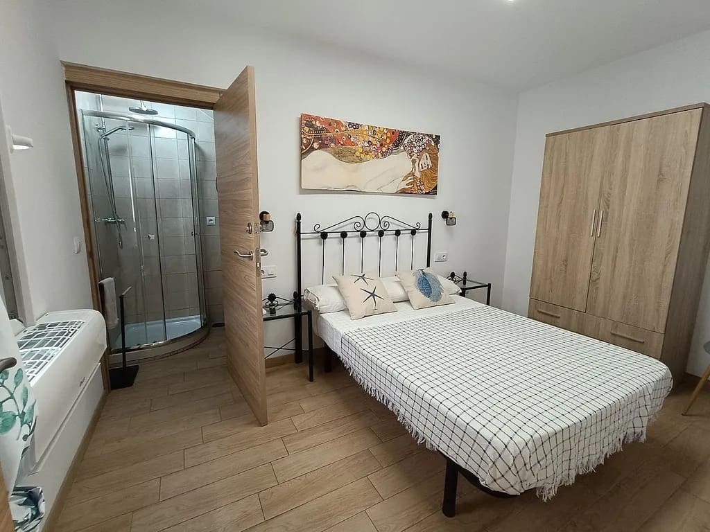 5 bedroom Semi-detached Villa for sale in Algarrobo Costa - € 449,998 (Ref: 9773567)