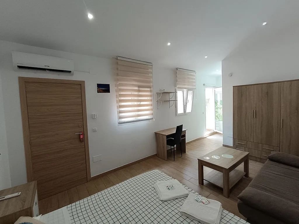 5 bedroom Semi-detached Villa for sale in Algarrobo Costa - € 449,998 (Ref: 9773567)