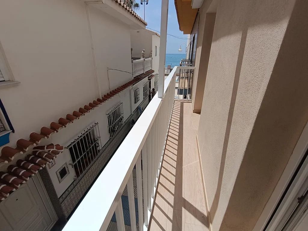 5 bedroom Semi-detached Villa for sale in Algarrobo Costa - € 449,998 (Ref: 9773567)