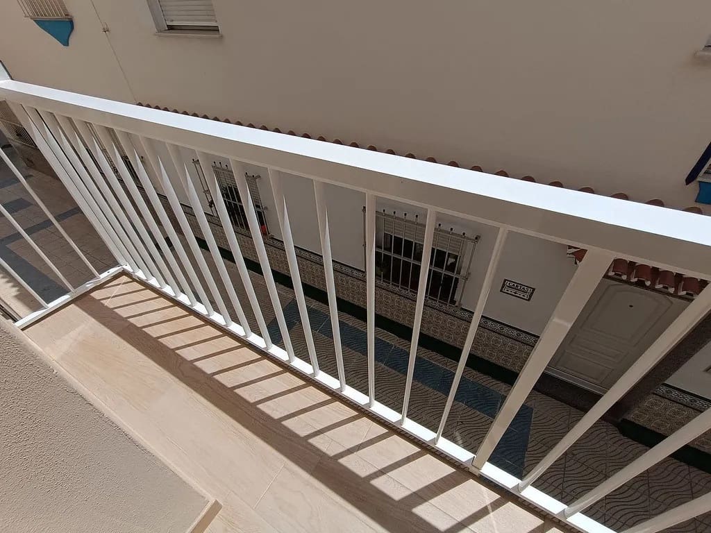 5 bedroom Semi-detached Villa for sale in Algarrobo Costa - € 449,998 (Ref: 9773567)