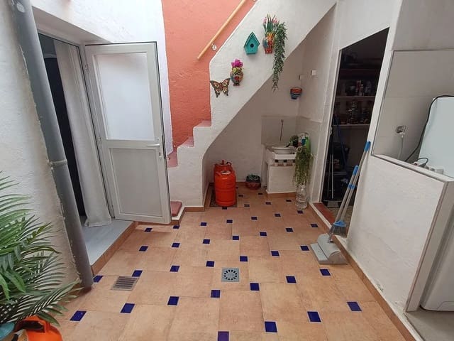 3 slaapkamer Halfvrijstaande villa te koop in Algarrobo - € 169.000 (Ref: 9773568)