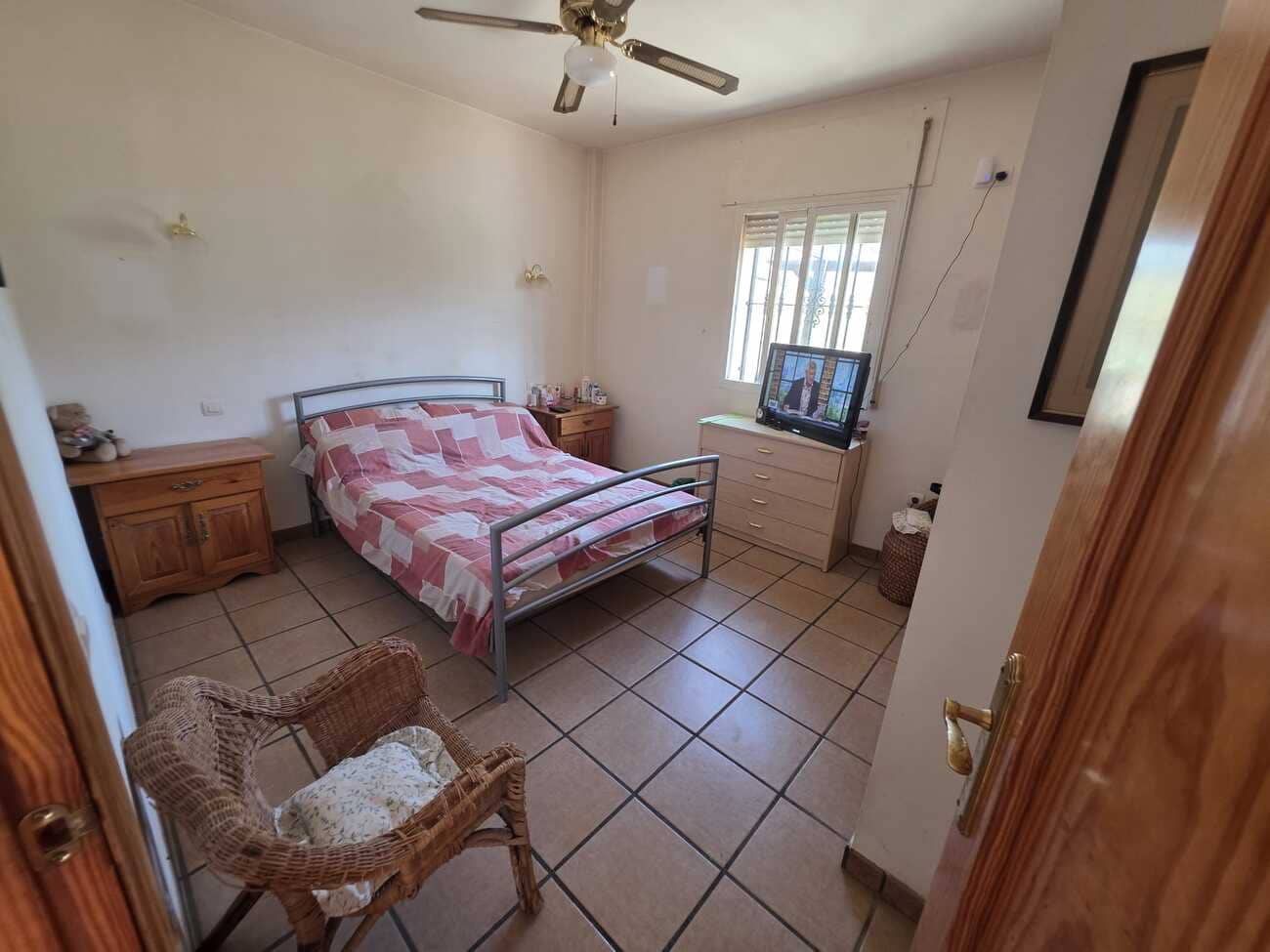 Bungalow de 2 habitaciones en Viñuela en venta - 210.000 € (Ref: 9908864)