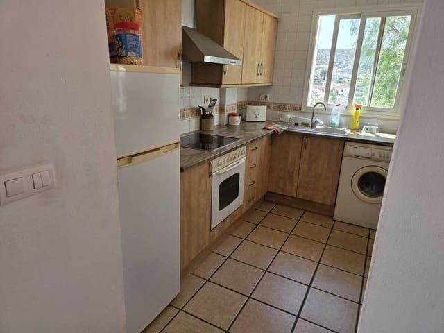 Bungalow de 2 habitaciones en Viñuela en venta - 210.000 € (Ref: 9908864)