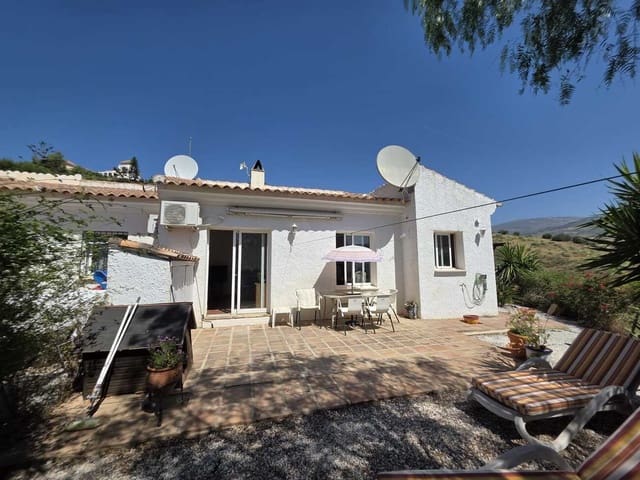 Bungalow de 2 habitaciones en Viñuela en venta - 210.000 € (Ref: 9908864)