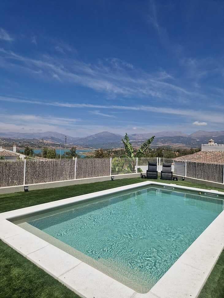 3 chambre Villa/Maison à vendre à Vinuela avec garage - 295 000 € (Ref: 9961027)