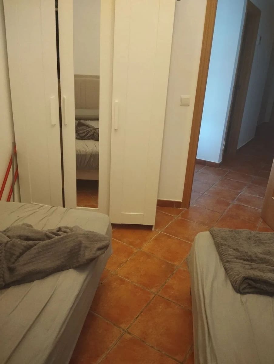 2 Zimmer Apartment zu verkaufen in Alcaucin - 140.000 € (Ref: 9973856)