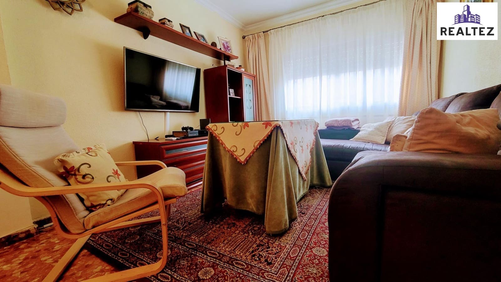 4 slaapkamer Appartement te koop in Jerez de la Frontera - € 165.000 (Ref: 9338675)