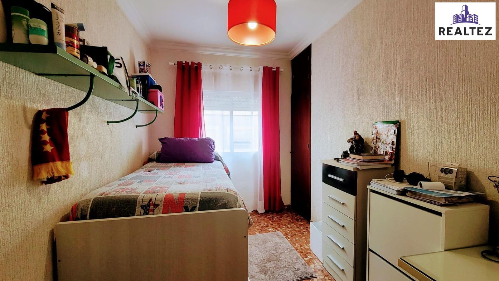 4 slaapkamer Appartement te koop in Jerez de la Frontera - € 165.000 (Ref: 9338675)