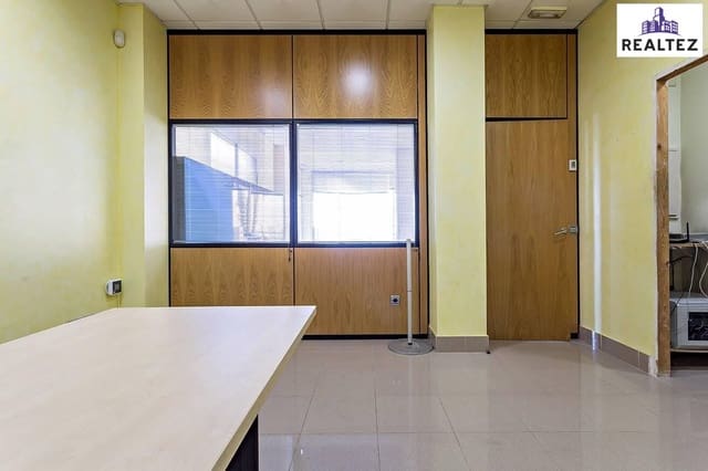 Comercial para arrendar em Aguadulce (Almeria), Roquetas de Mar - 800 € (Ref: 9338682)