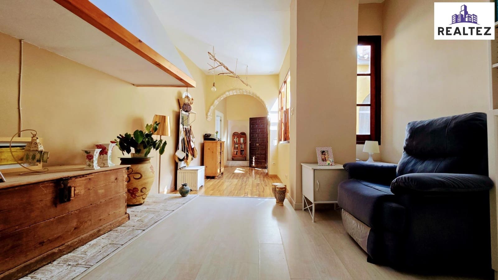 4 makuuhuone Omakotitalo myytävänä paikassa Jerez de la Frontera mukana 
autotalli - 649 900 € (Ref: 9338699)