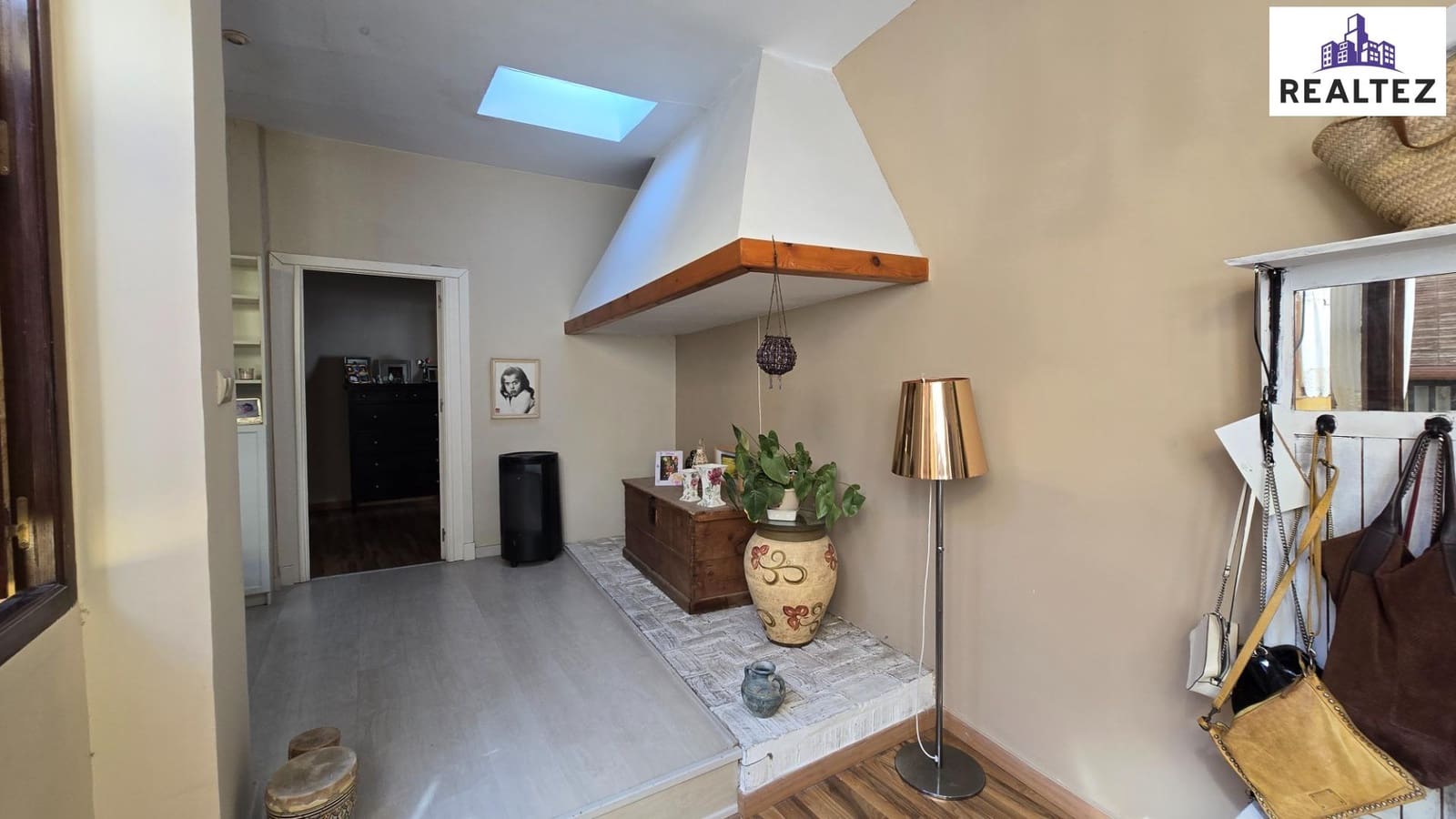 4 makuuhuone Omakotitalo myytävänä paikassa Jerez de la Frontera mukana 
autotalli - 649 900 € (Ref: 9338699)