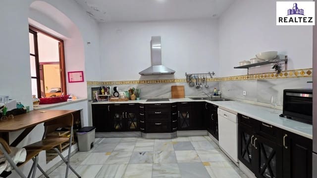 4 sovrum Hus till salu i Jerez de la Frontera med garage - 649 900 € (Ref: 9338699)