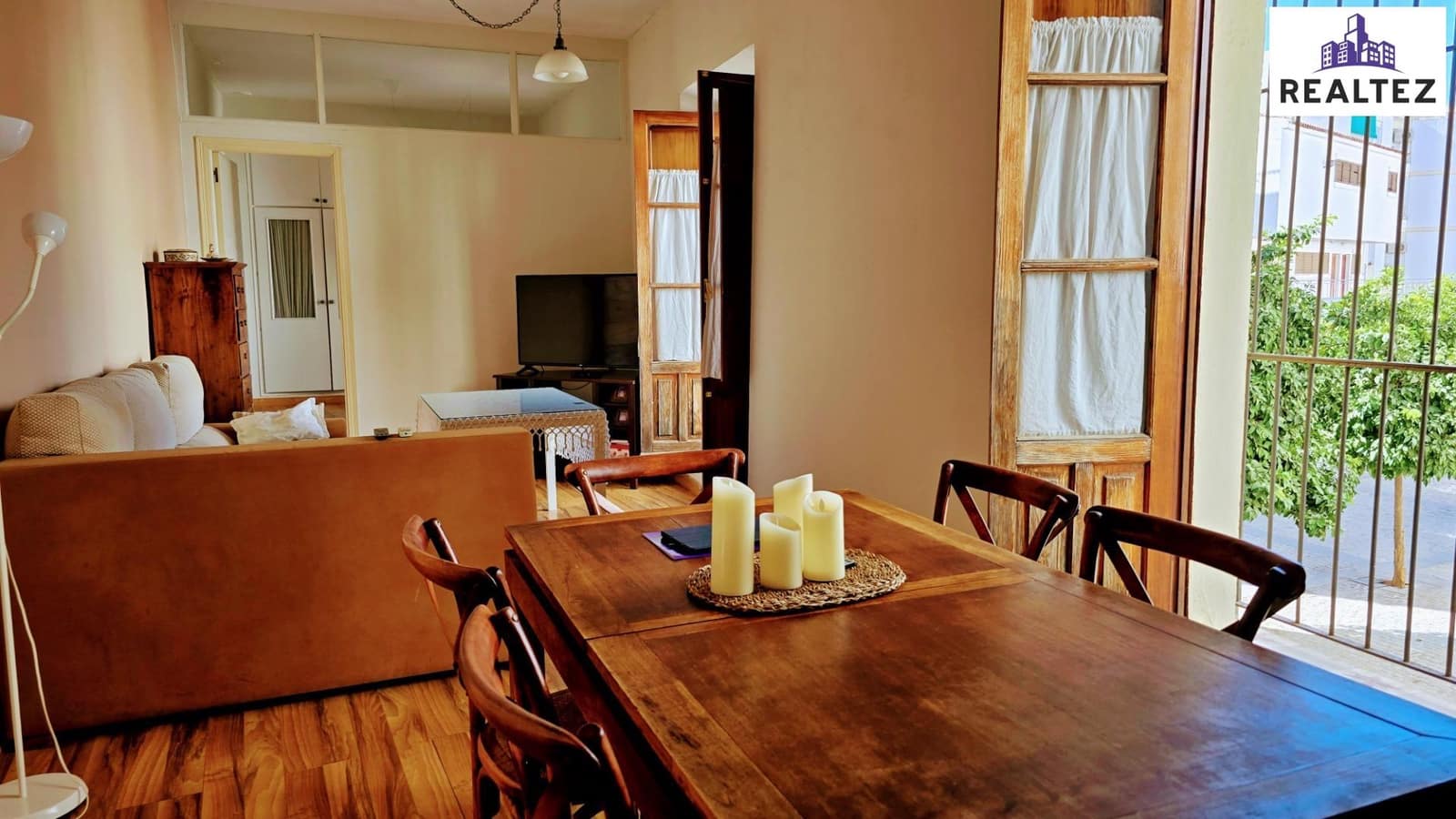 4 makuuhuone Omakotitalo myytävänä paikassa Jerez de la Frontera mukana 
autotalli - 649 900 € (Ref: 9338699)