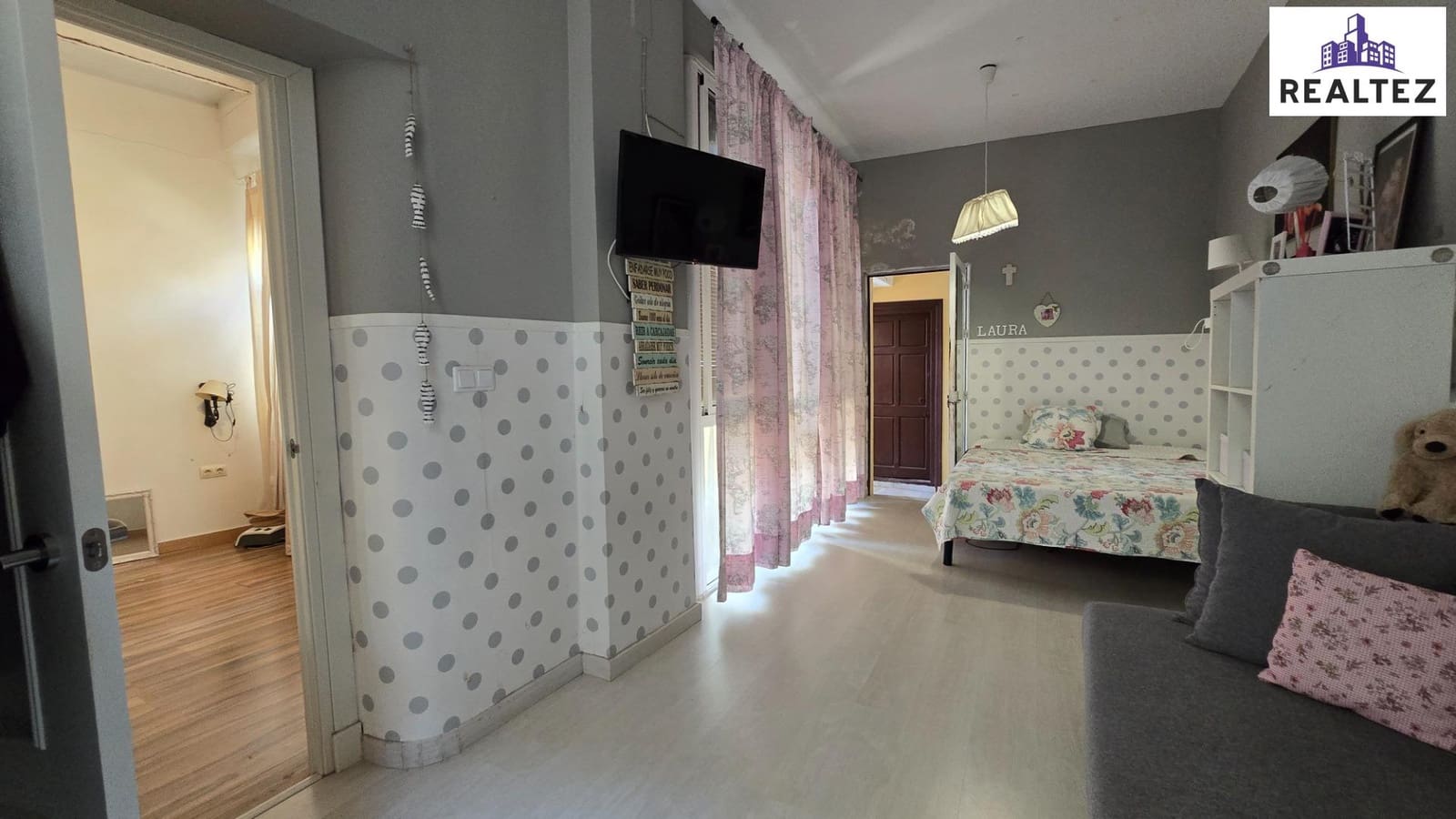 4 makuuhuone Omakotitalo myytävänä paikassa Jerez de la Frontera mukana 
autotalli - 649 900 € (Ref: 9338699)