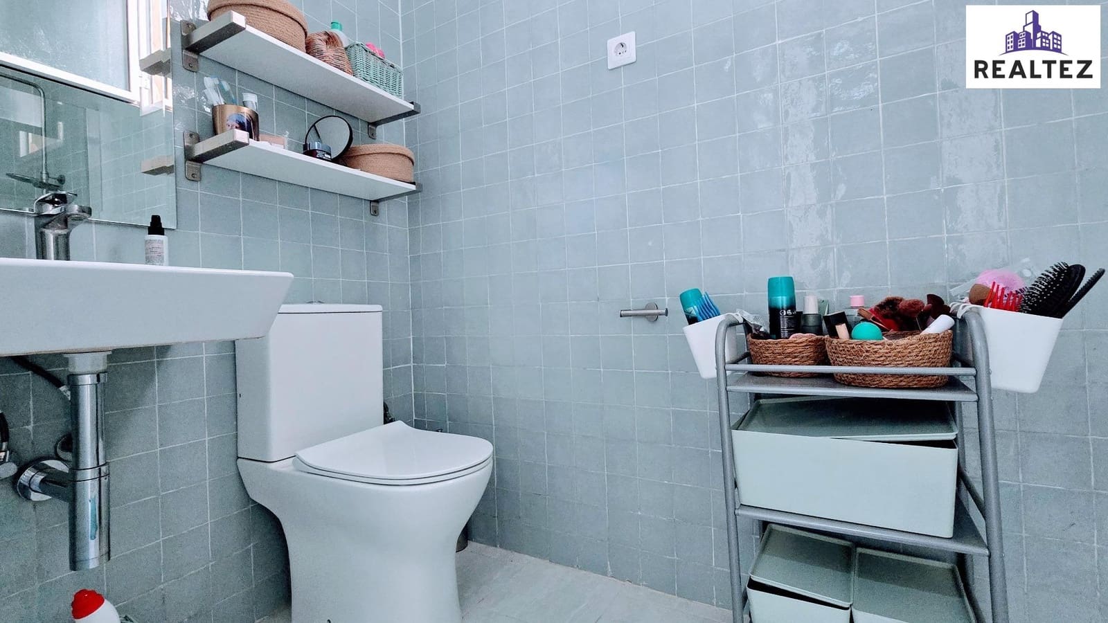 4 makuuhuone Omakotitalo myytävänä paikassa Jerez de la Frontera mukana 
autotalli - 649 900 € (Ref: 9338699)