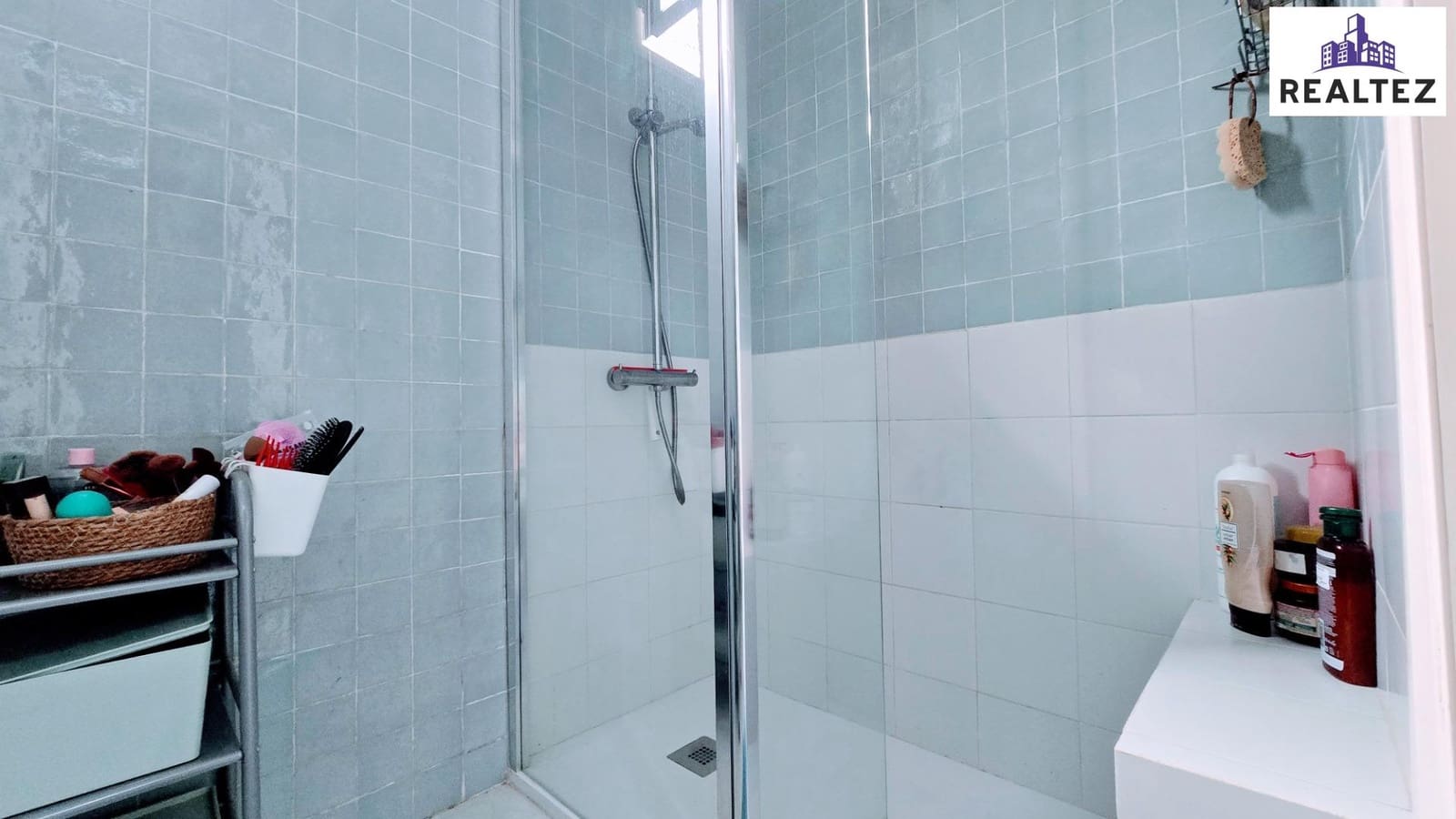 4 makuuhuone Omakotitalo myytävänä paikassa Jerez de la Frontera mukana 
autotalli - 649 900 € (Ref: 9338699)