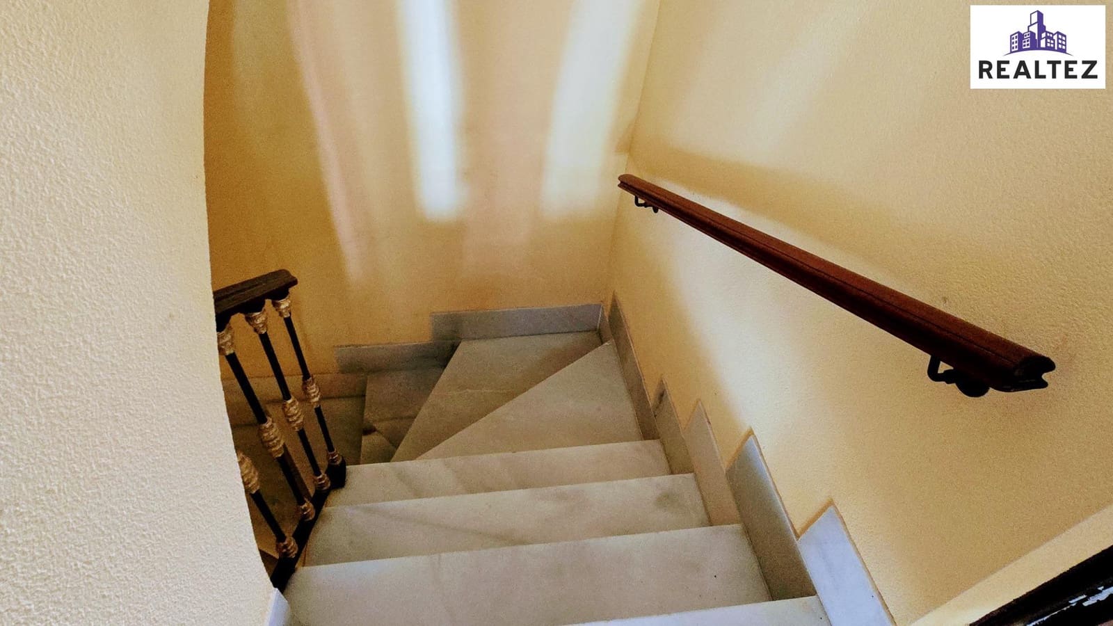 4 makuuhuone Omakotitalo myytävänä paikassa Jerez de la Frontera mukana 
autotalli - 649 900 € (Ref: 9338699)