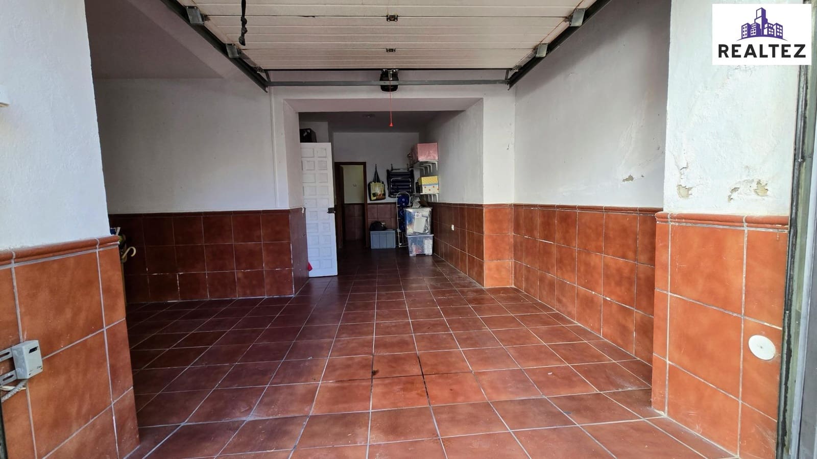 4 makuuhuone Omakotitalo myytävänä paikassa Jerez de la Frontera mukana 
autotalli - 649 900 € (Ref: 9338699)