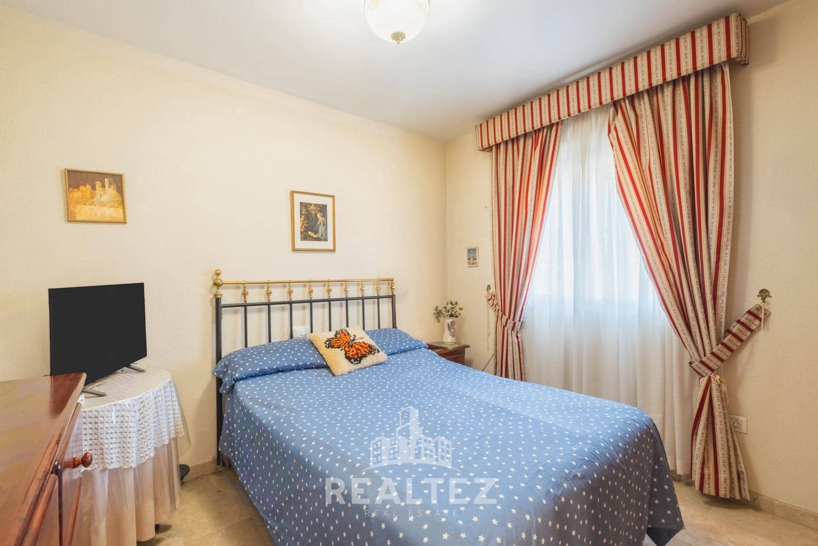 4 makuuhuone Rivitalo myytävänä paikassa Jerez de la Frontera mukana 
autotalli - 360 000 € (Ref: 9419885)