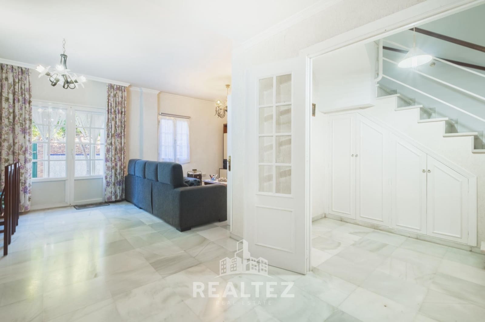 4 chambre Villa/Maison Mitoyenne à vendre à Jerez de la Frontera avec piscine - 349 900 € (Ref: 9437538)