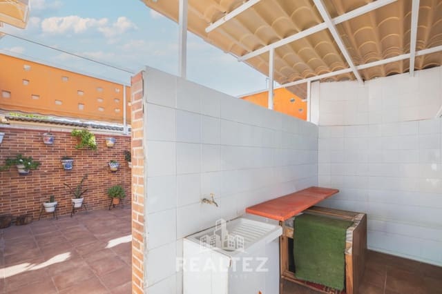 4 chambre Villa/Maison Mitoyenne à vendre à Jerez de la Frontera avec piscine - 349 900 € (Ref: 9437538)