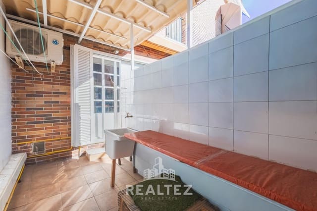 4 chambre Villa/Maison Mitoyenne à vendre à Jerez de la Frontera avec piscine - 349 900 € (Ref: 9437538)