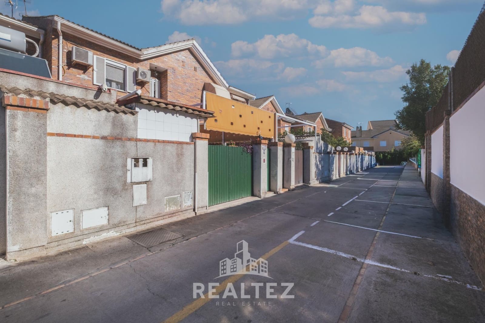 4 chambre Villa/Maison Mitoyenne à vendre à Jerez de la Frontera avec piscine - 349 900 € (Ref: 9437538)