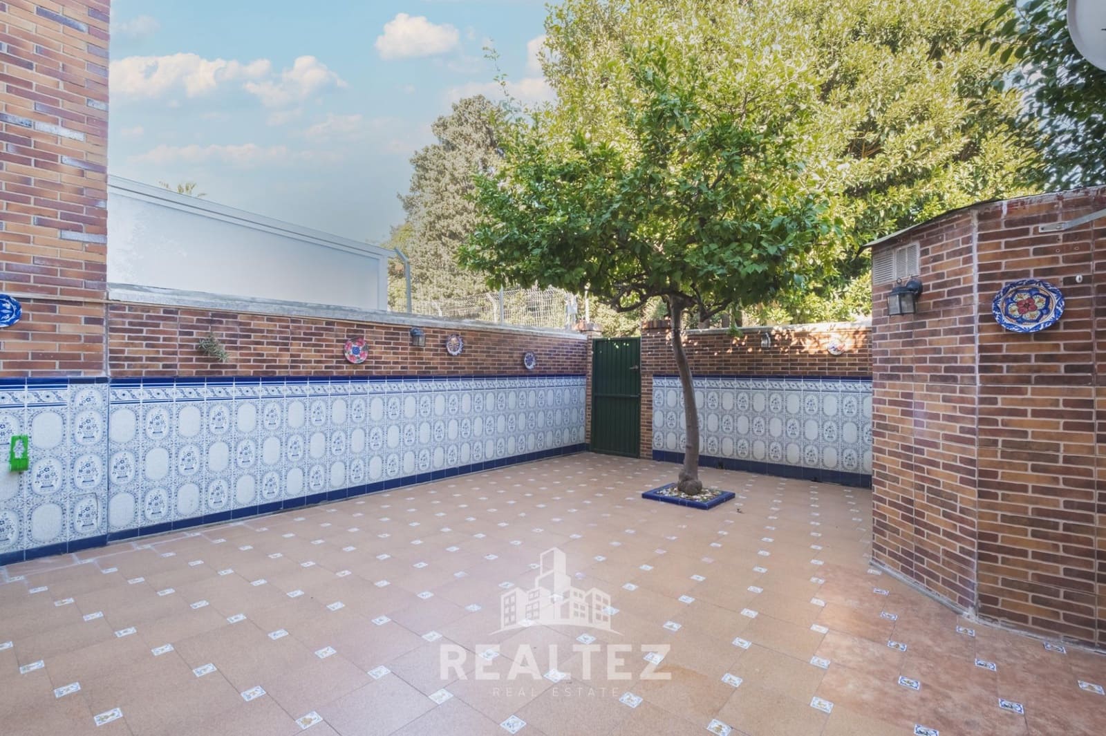 4 chambre Villa/Maison Mitoyenne à vendre à Jerez de la Frontera avec piscine - 349 900 € (Ref: 9437538)