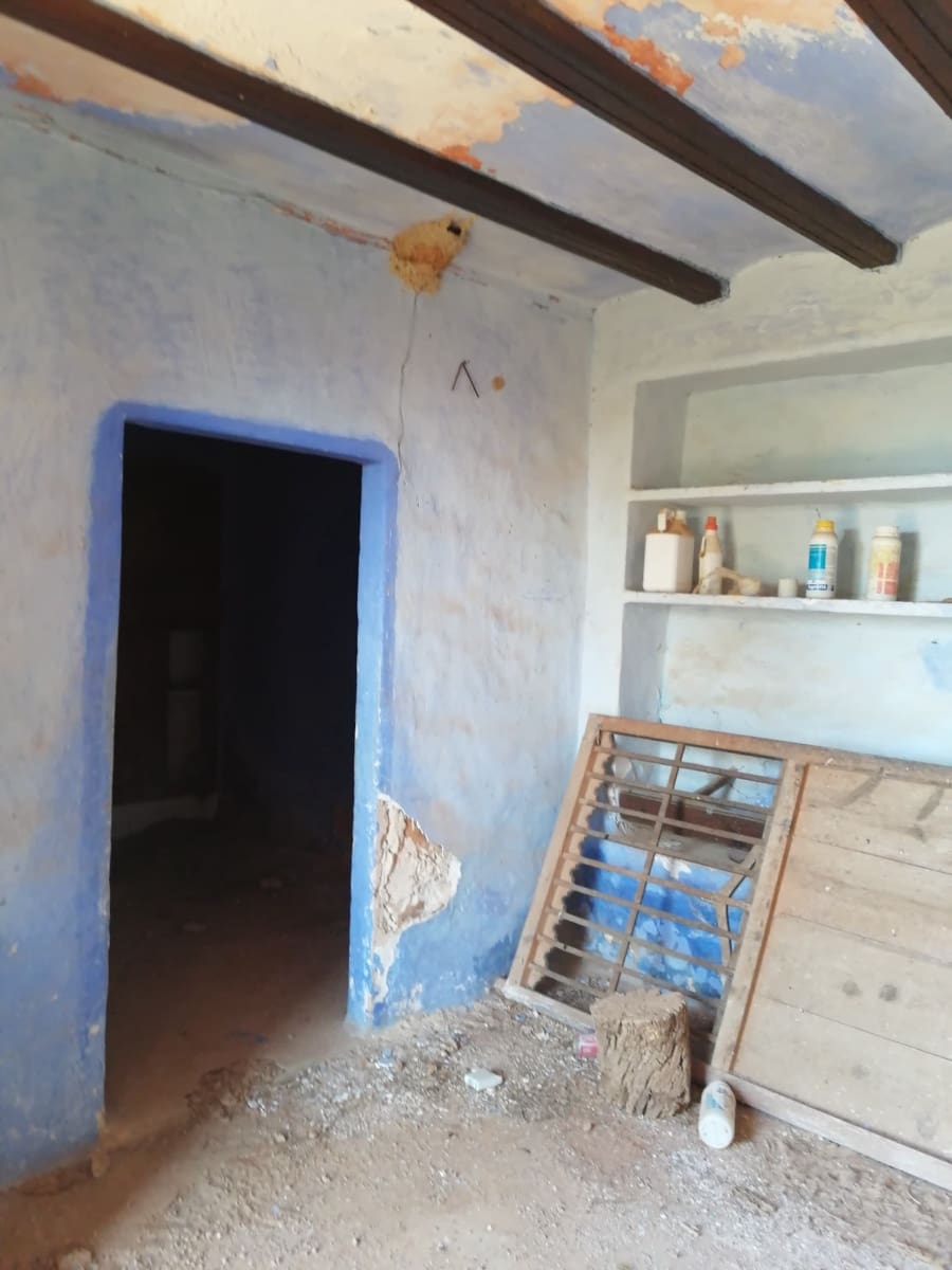 Finka/Dom wiejski na sprzedaż w Sierra Engarceran - 49 999 € (Ref: 9410091)