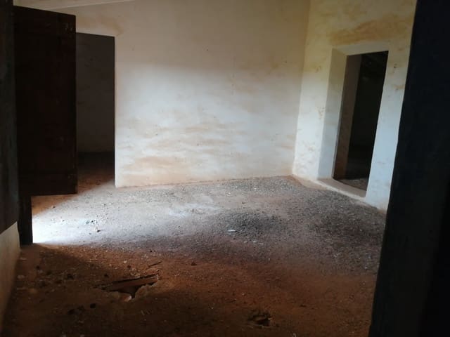 Finca/Country House for sale in Sierra Engarcerán - € 49,999 (Ref: 9410091)