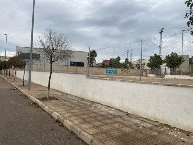 Building Plot for sale in Cabanes - € 69,900 (Ref: 9410094)