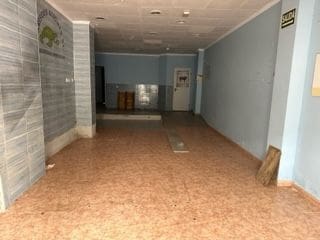 Local Comercial en Oropesa  en venta - 59.999 € (Ref: 9410102)
