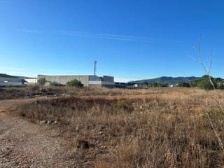 Landgrundstück zu verkaufen in Cabanes - 615.000 € (Ref: 9410104)