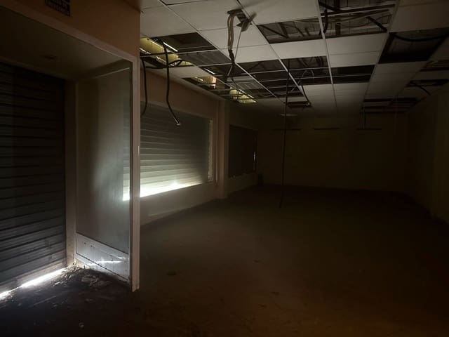 Local Comercial en Cabanes en venta - 199.999 € (Ref: 9410115)