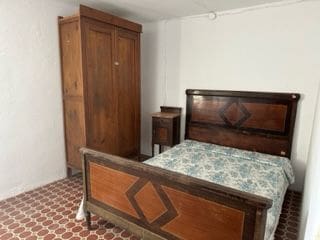 Huis te koop in Torre Endomenech - € 45.000 (Ref: 9410149)