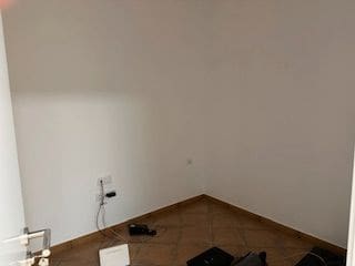 Kaupallinen vuokrattavana paikassa Castello de la Plana - 900 € (Ref: 9511115)