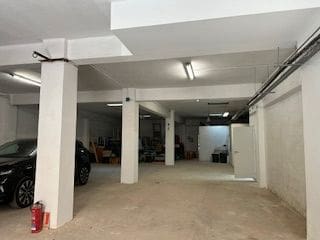 Commercial for rent in Castello de la Plana - € 1,000 (Ref: 9696608)