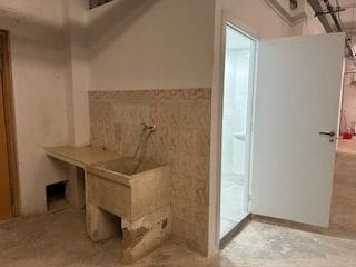 Commercial for rent in Sur, Castelló de la Plana - € 1,000 (Ref: 9696608)