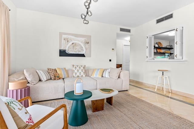 3 bedroom Apartment for sale in Atalaya-Isdabe, Estepona with pool garage - € 698,000 (Ref: 10024675)