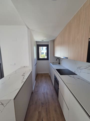 3 Zimmer Apartment zu verkaufen in Huerta Nueva, Estepona mit Pool Garage - 675.000 € (Ref: 10024677)
