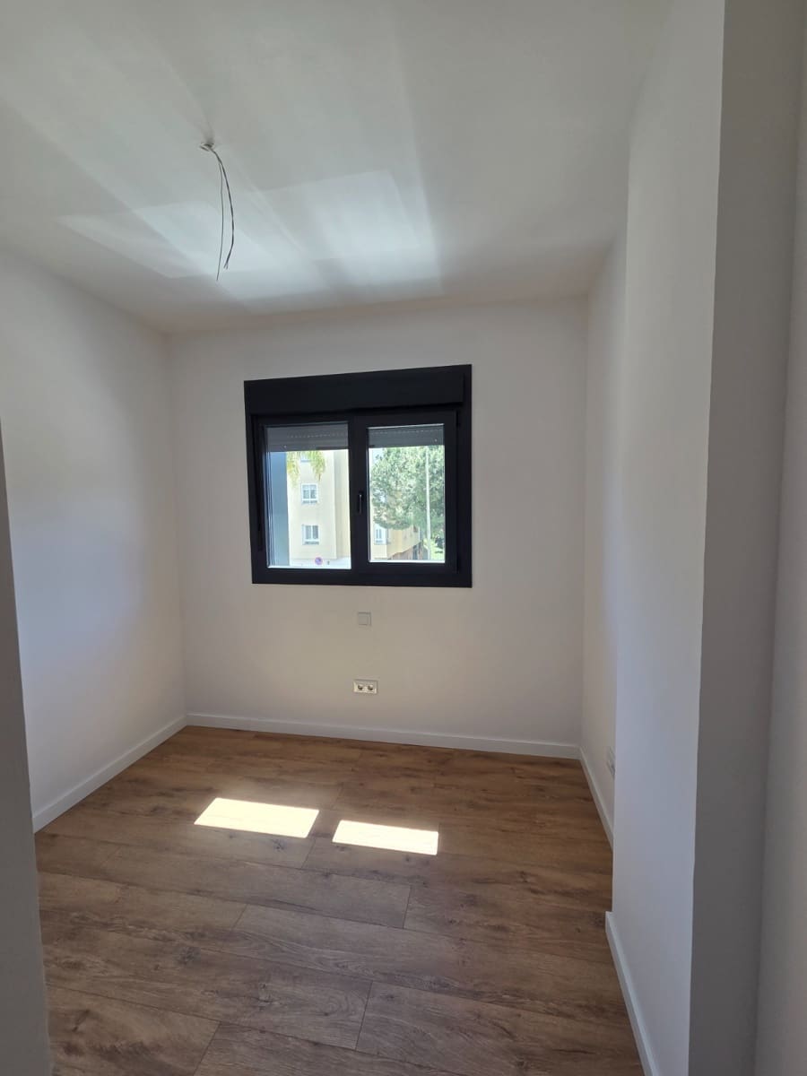 3 slaapkamer Appartement te koop in Estepona met zwembad garage - € 675.000 (Ref: 10024677)